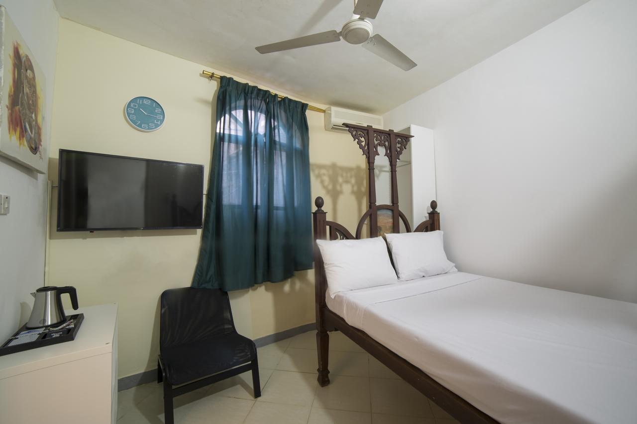 Gulf Global Bed & Breakfast Zanzibar Exterior photo